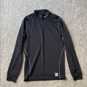 Nike Pro Combat Lomb Sleeve Thermal Shirt Medium
